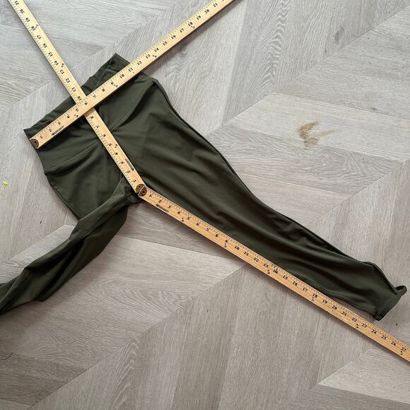 Nike Olive Green Dri-Fit Yoga High Rise 7/8 Length DA2307 Leggings Tights S - Picture 10 of 10